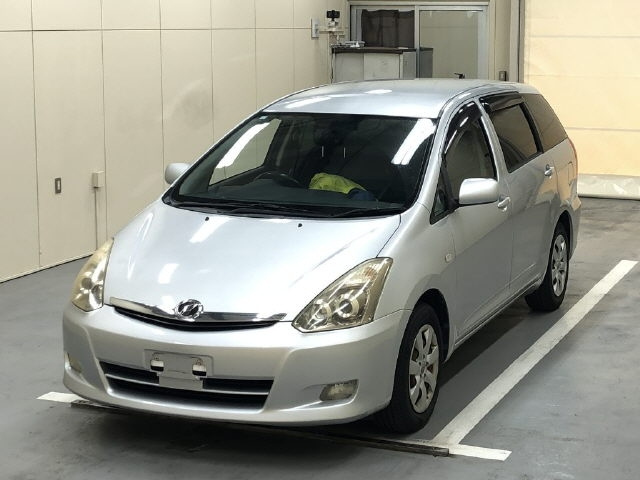 TOYOTA WISH 2009