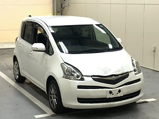 TOYOTA RACTIS 2010