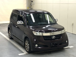TOYOTA BB 2013