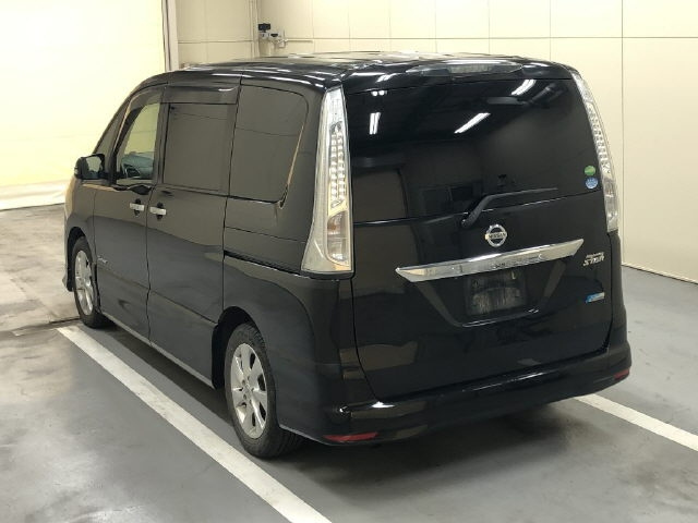 NISSAN SERENA 2013
