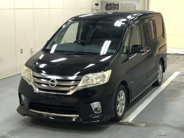 NISSAN SERENA 2013
