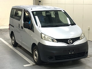 NISSAN NV200 2017