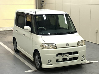 DAIHATSU TANTO 2006