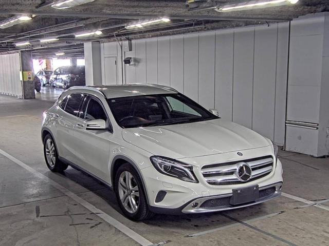 MERCEDES BENZ GLA CLASS 2015
