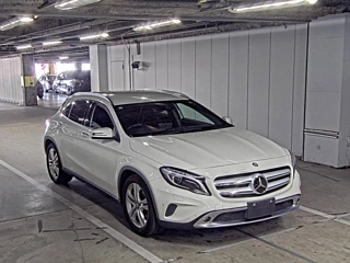 MERCEDES BENZ GLA CLASS 2015