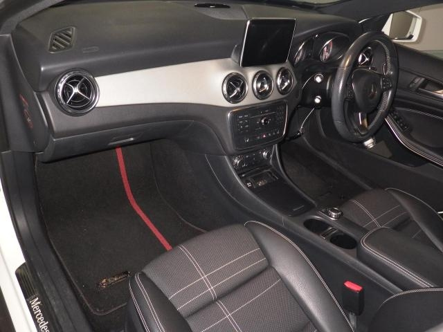 MERCEDES BENZ GLA CLASS 2015