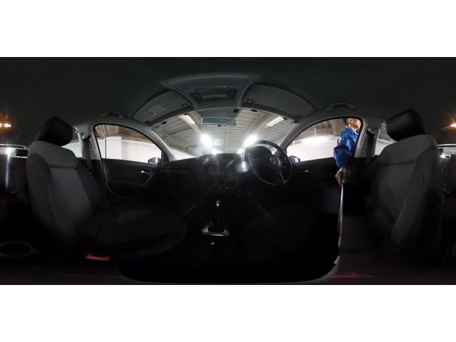 VOLKSWAGEN POLO 2011