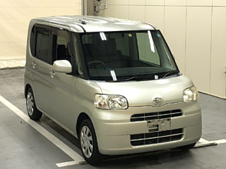 DAIHATSU TANTO 2012