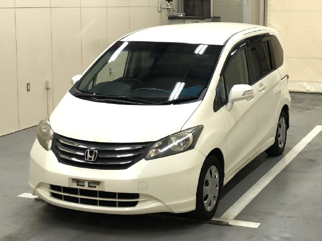 HONDA FREED 2011