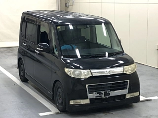 DAIHATSU TANTO 2008