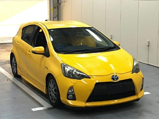 TOYOTA AQUA 2013