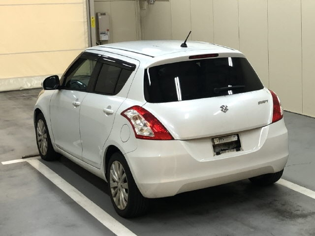 SUZUKI SWIFT 2011