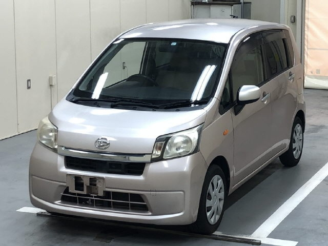 DAIHATSU MOVE 2013