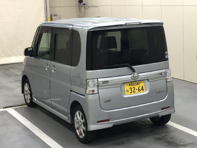 DAIHATSU TANTO 2013