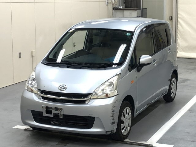 DAIHATSU MOVE 2012