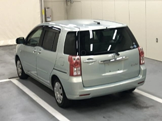 TOYOTA RAUM 2008