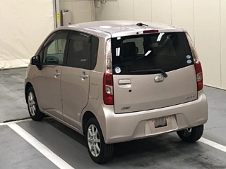 DAIHATSU MOVE 2011