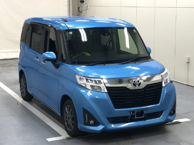 TOYOTA ROOMY 2018