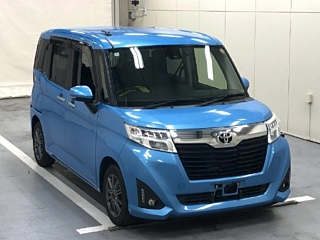 TOYOTA ROOMY 2018
