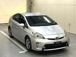 TOYOTA PRIUS 2014