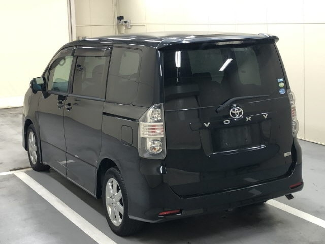 TOYOTA VOXY 2008