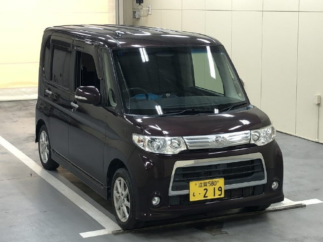 DAIHATSU TANTO 2013