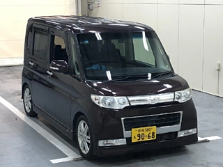DAIHATSU TANTO 2010