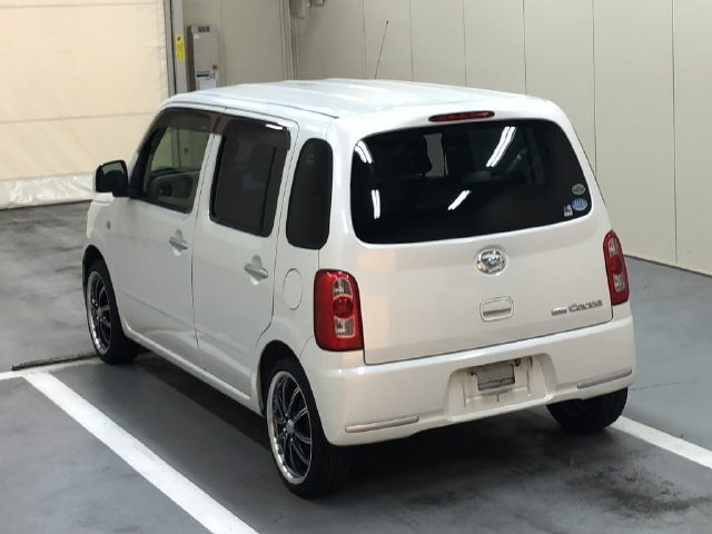 DAIHATSU MIRA 2010