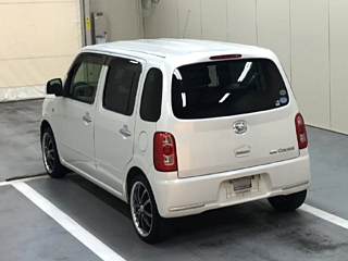 DAIHATSU MIRA 2010