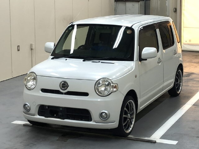 DAIHATSU MIRA 2010