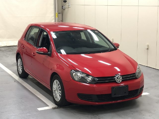 VOLKSWAGEN GOLF 2010