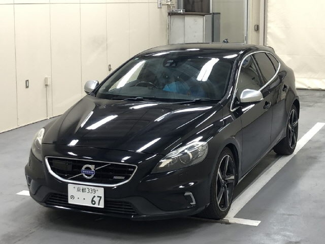 VOLVO V40 2013