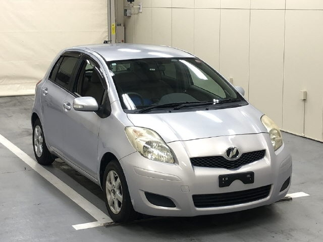 TOYOTA VITZ 2008