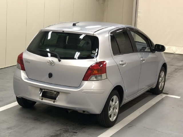 TOYOTA VITZ 2008