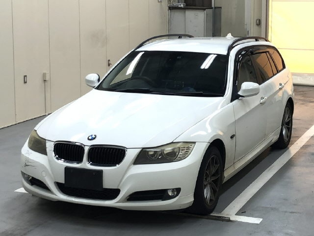 BMW 3 SERIES 2010