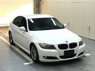BMW 3 SERIES 2011