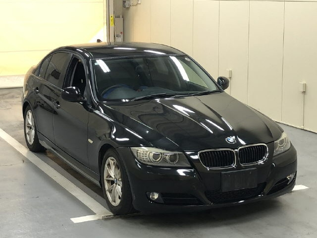 BMW 3 SERIES 2010