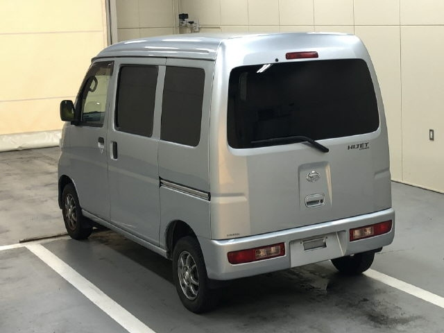 DAIHATSU HIJET VAN 2013