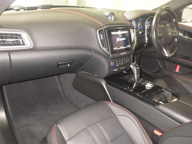 MASERATI GHIBLI 2021