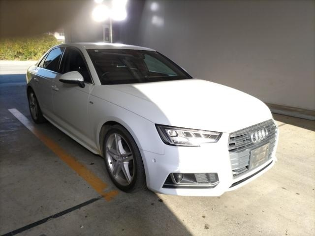 AUDI A4 2016