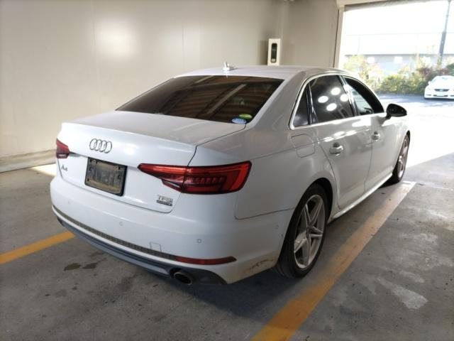 AUDI A4 2016