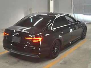AUDI A4 2018