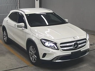 MERCEDES BENZ GLA CLASS 2016