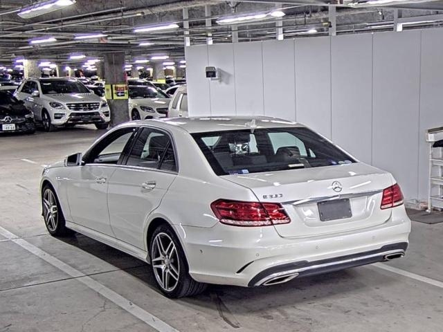 MERCEDES BENZ E CLASS 2015