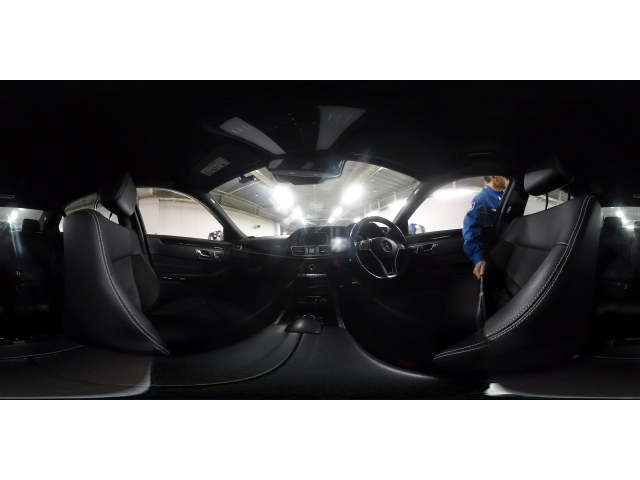 MERCEDES BENZ E CLASS 2015