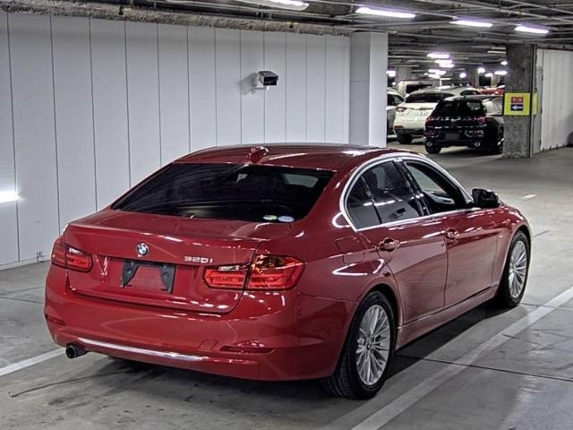 BMW 3 SERIES 2012