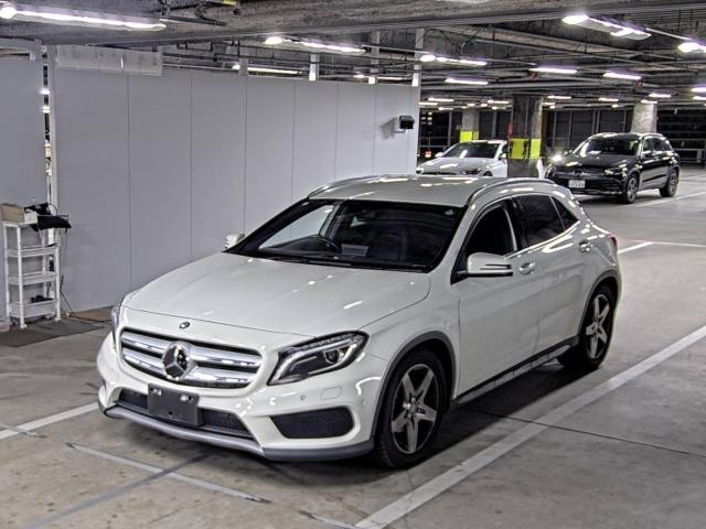 MERCEDES BENZ GLA CLASS 2016