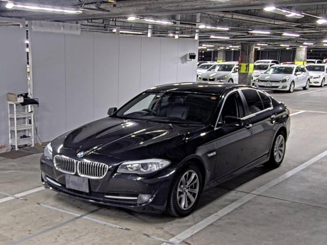 BMW 5 SERIES 2013