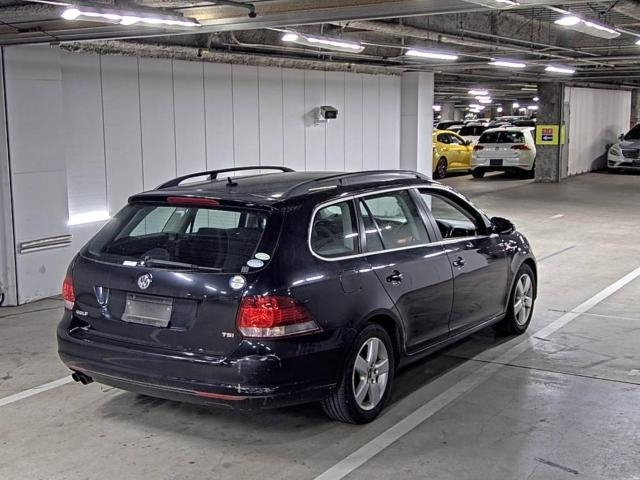 VOLKSWAGEN GOLF VARIANT 2011