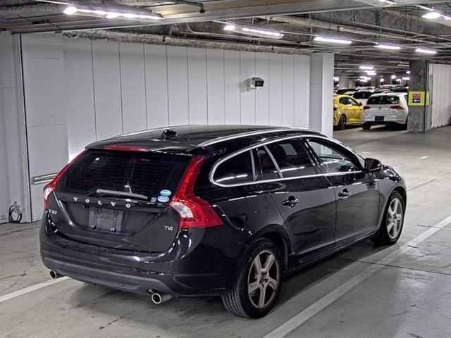 VOLVO S60 2012